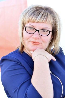 Руководитель Образцового хореографического ансамбля Стелла Санникова Оксана Вячеславовна